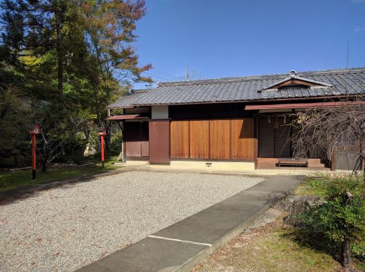 衣川梅宮神社境内